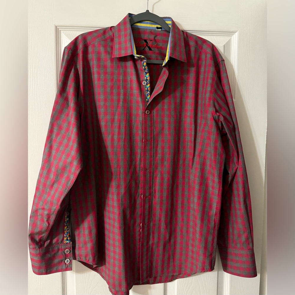 Robert Graham Long Sleeves Button Up Shirt Red Blue Yellow line Flip Cuff Large